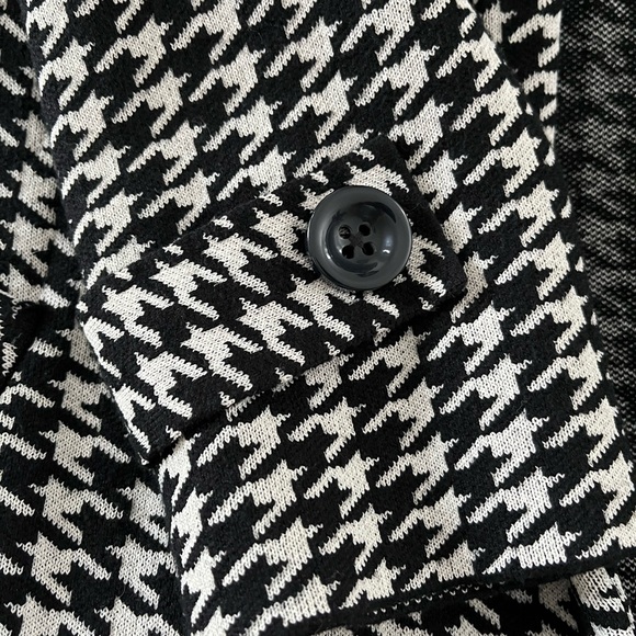 Houndstooth Black and White Women's stretch cardigan - Picture 5 of 6